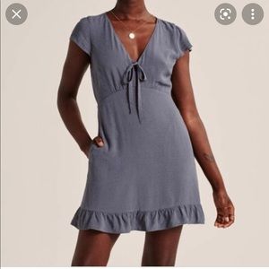 Abercrombie & Fitch Tie Front Dress